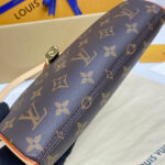 Louis Vuitton Pochette Tirette M47123 Brown